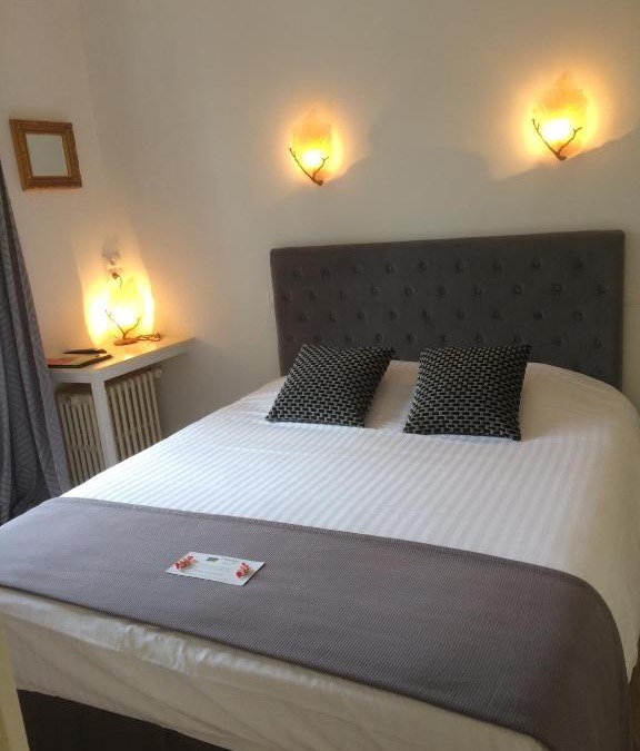 Buzancais Hotel | Logis L'hermitage