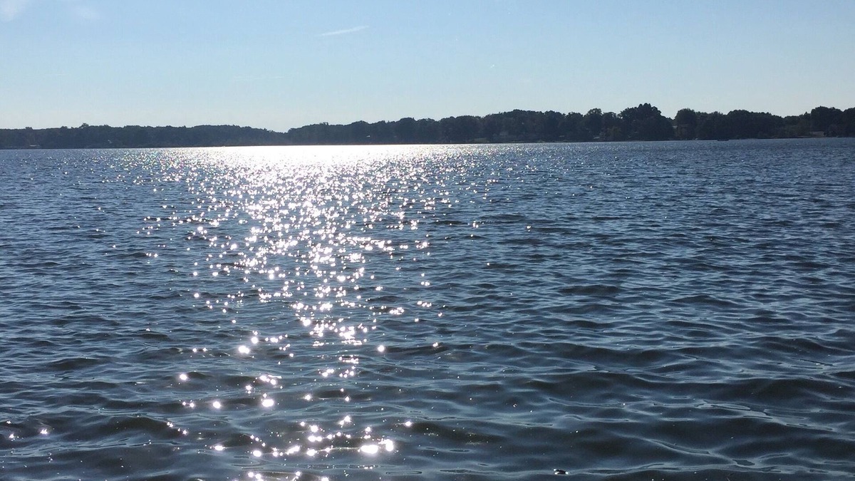 Orleans House | Lohrer’s Lodge on All Sports Long Lake Orleans Michigan