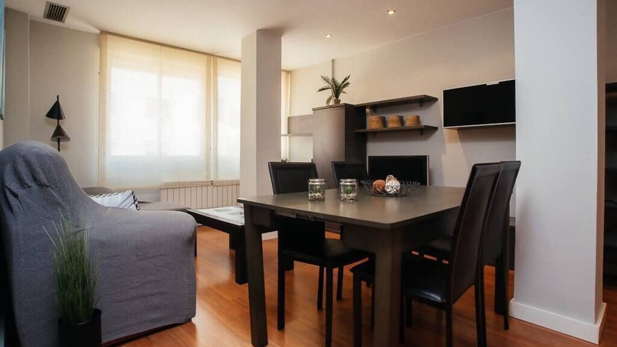La Magdalena Apartment | LOIRA LACARRA: Cozy and Modern in the Center