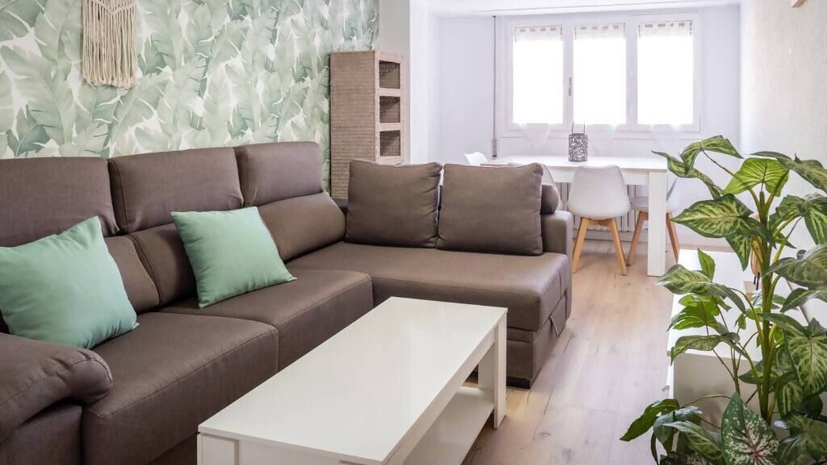 Las Fuentes Apartment | LOIRA SIRESA: 3 bedrooms in quiet area