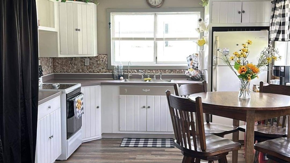 Paris Bed & Breakfast | LOJ BNB
