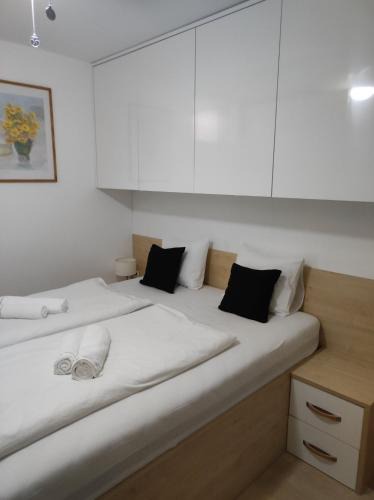 Karlovac Apartment | LOLA HOME