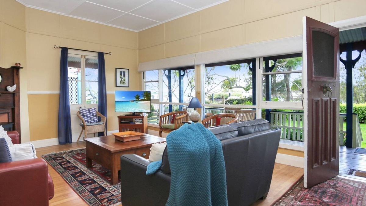 Tea Gardens House | Lomalagi - close to the beach