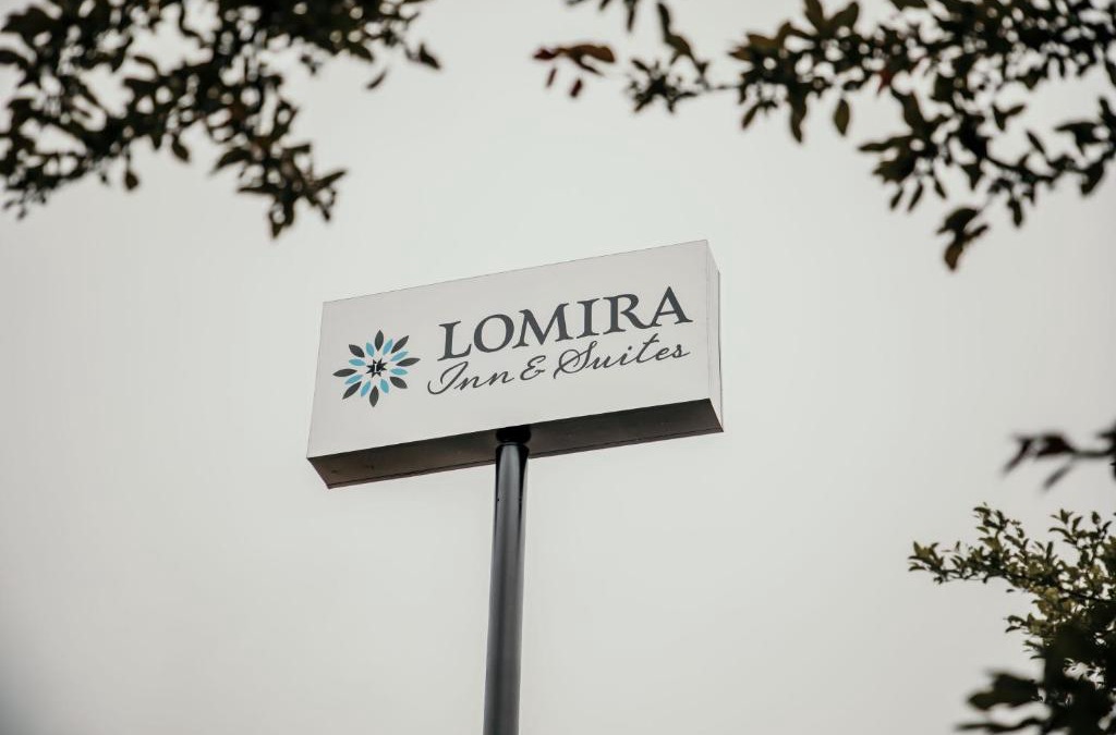 Lomira Hotel | Lomira Inn and Suites