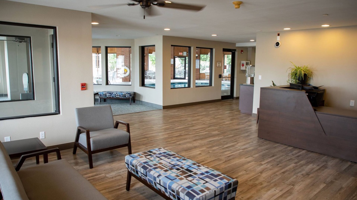 Lomira Hotel | Lomira Inn and Suites