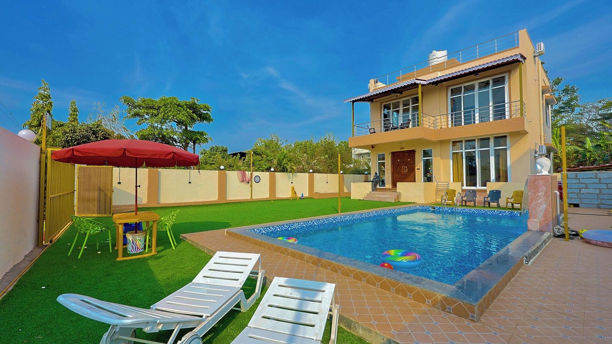 Devghar Villa | Lonavala -4BHK Luxurious & Spacious - Big Pool-Picnic & Getaway – Megastar Villa