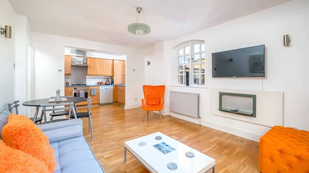 Riverside Apartment | London Bridge 🏡 Deluxe Two-Bedroom Serviced Apartment