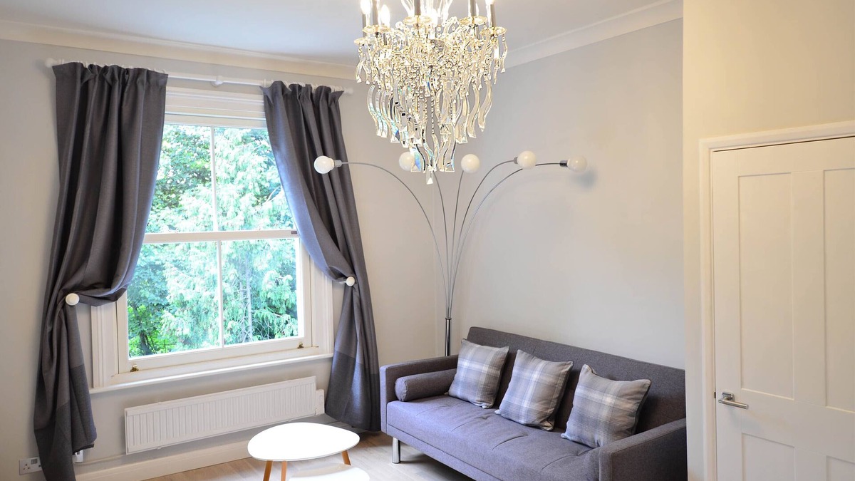Addison Apartment | London, Kensington and Chelsea 1 Bed Apartment (Olympia Exhibition Centre)
