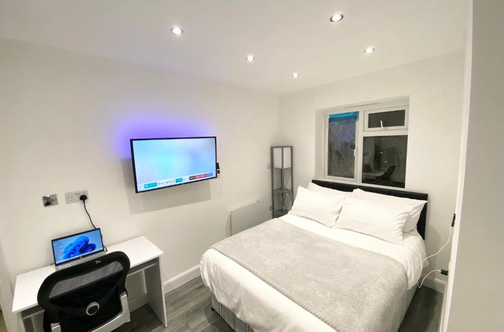 Hatch Lane Apartment | London Studio