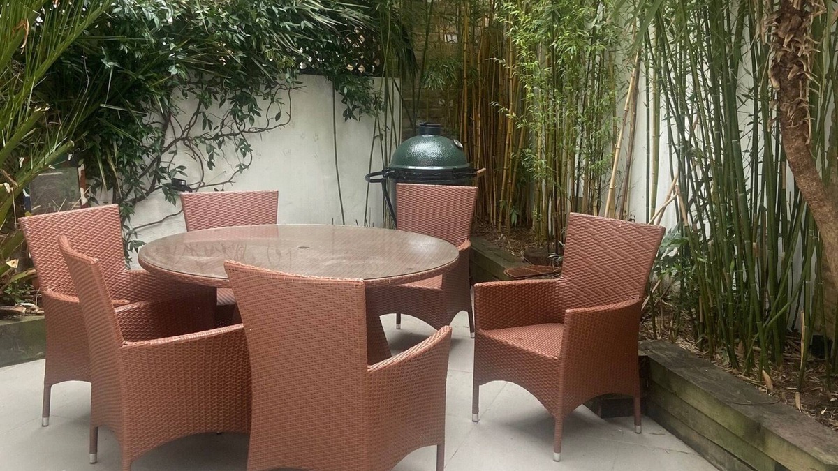 Ravenscourt Park House | London townhouse by the park. Easy access to central London.
