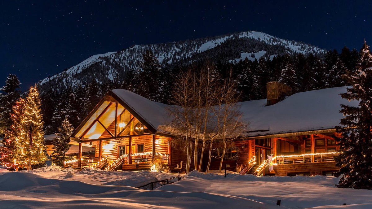 Gallatin Gateway Hotel | Lone Mountain Ranch