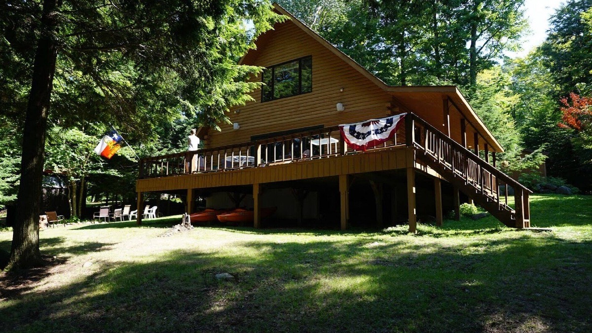 Town of Clifton Cabin | Lone Pine Retreat In The Adirondacks