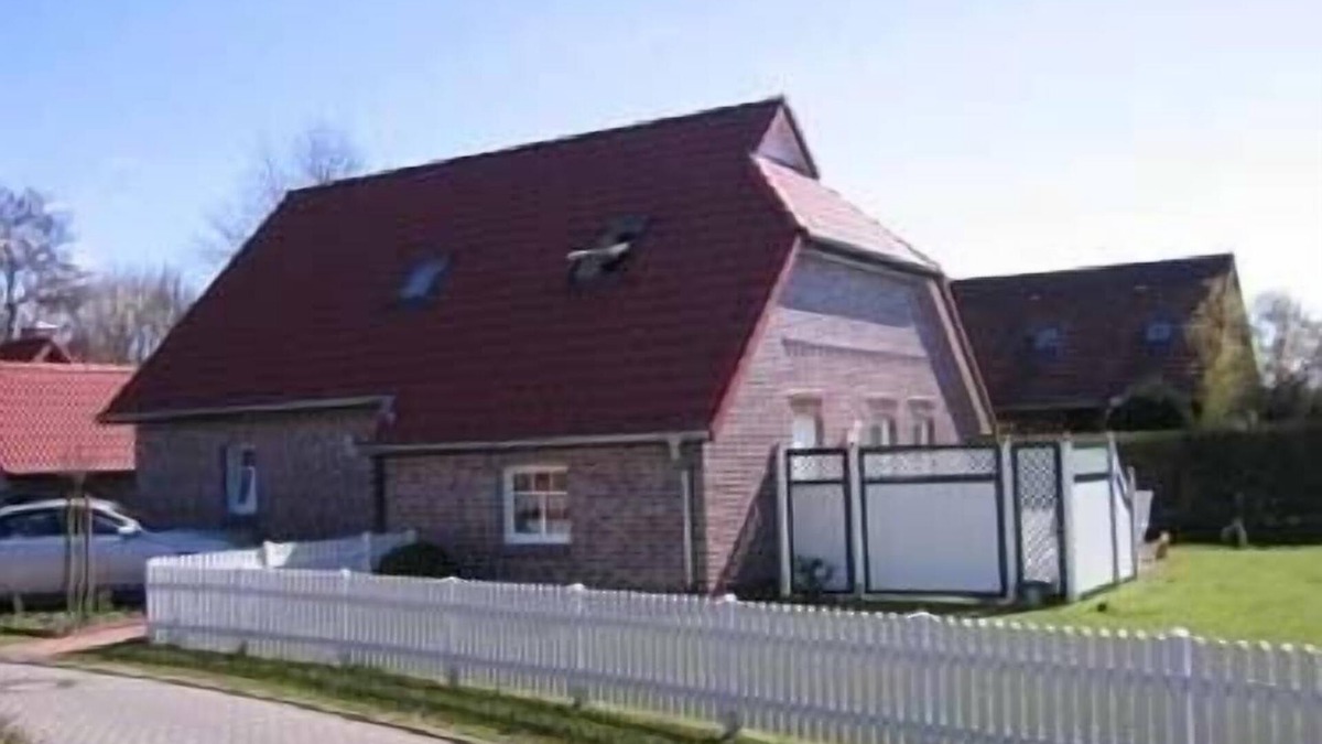 Osteel House | Lone-standing vacation home with a large garden in a peaceful location