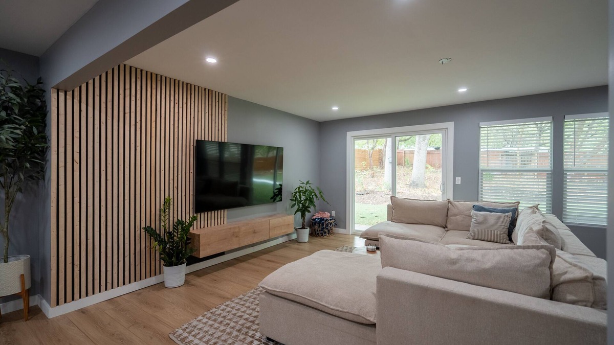 Parker Lane House | Lonestar - 4/2.5 newly renovated house with huge backyard and office