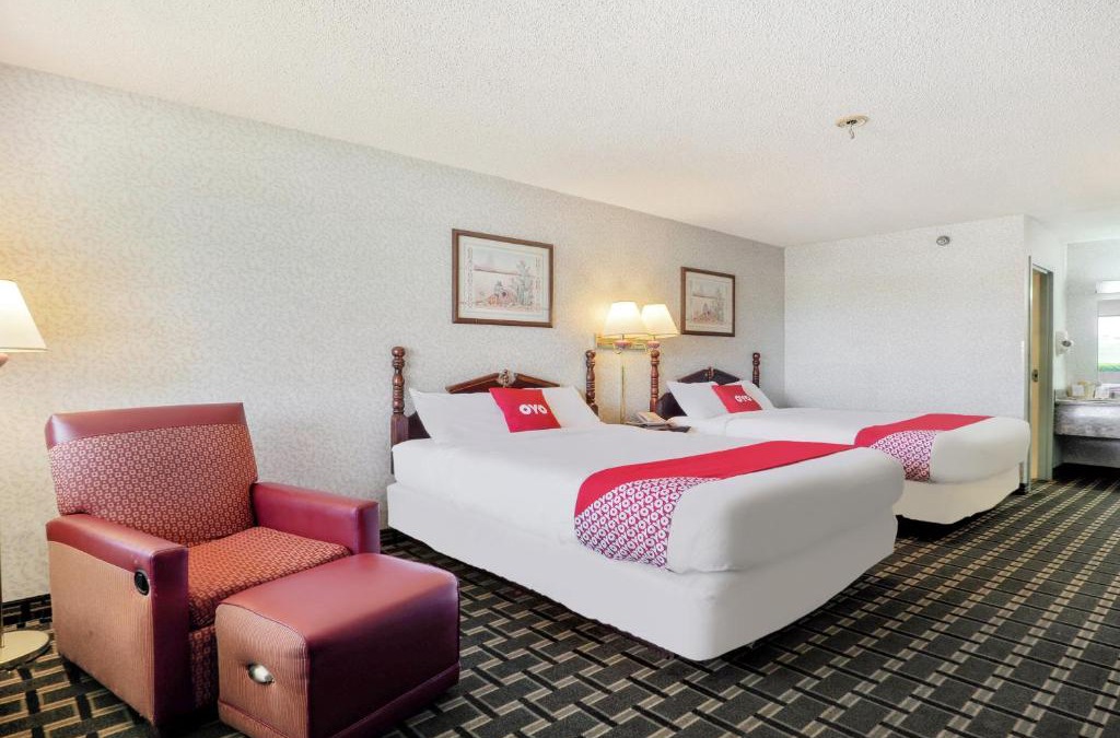 Erick Hotel | Lonestar Inn & Suites, Erick OK Hwy 40 BY OYO