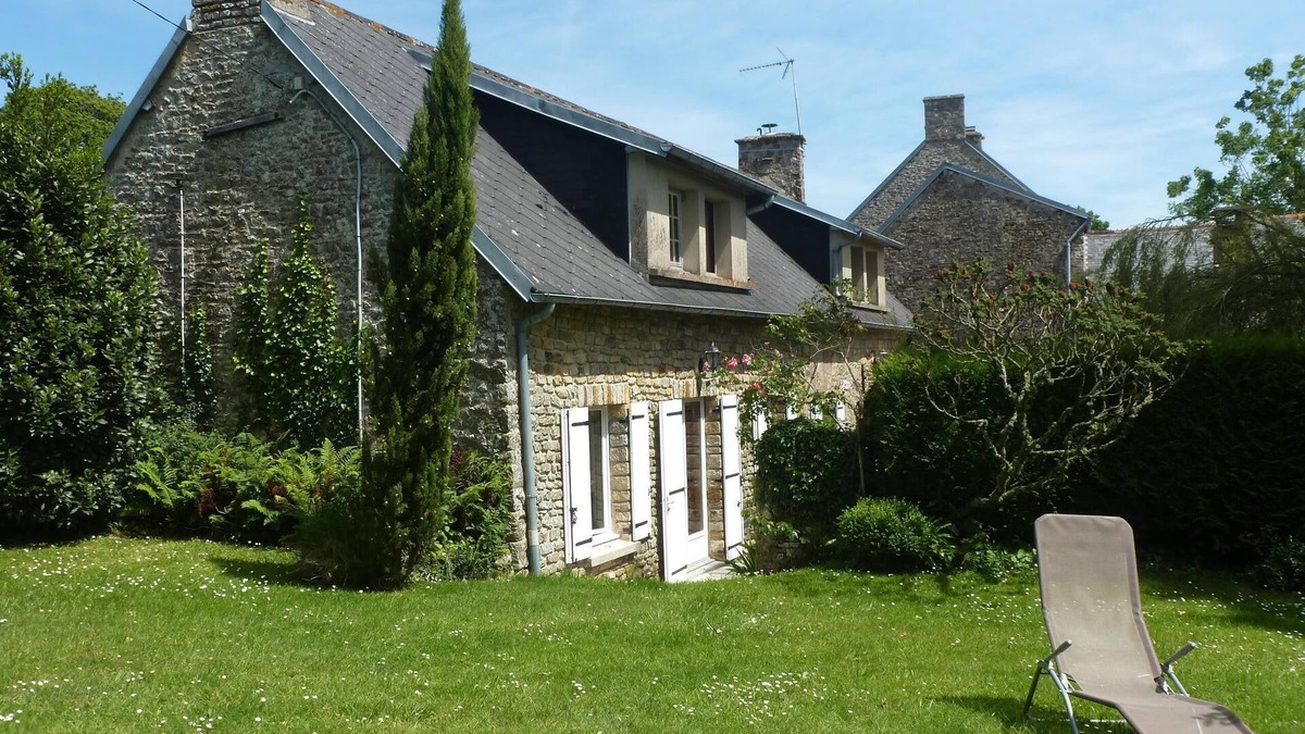 Saint-Maurice-en-Cotentin House | Longère 10 minutes from the beach - Longère Le Dy, 8 people