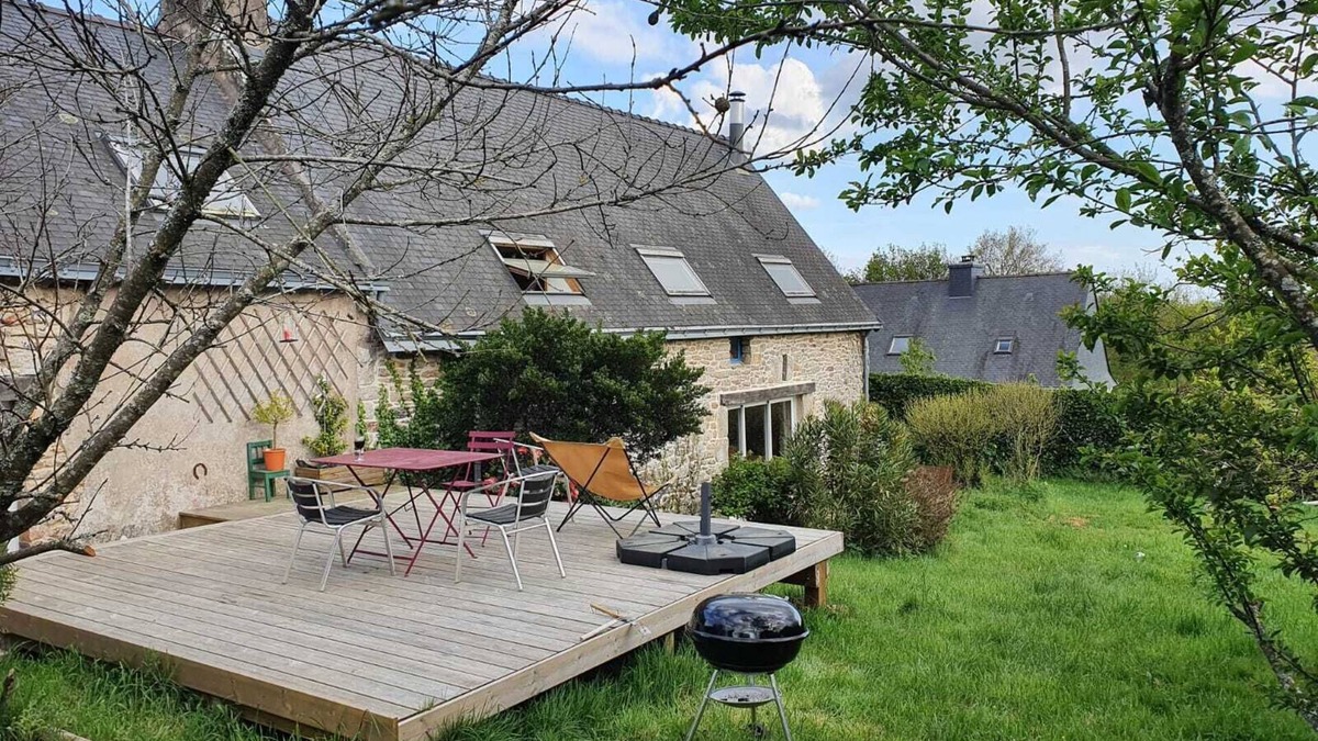 Saint-Ave House | Longère à 10 Minutes de Vannes et du Golfe du Morbihan, Belle Terrasse et Jardin