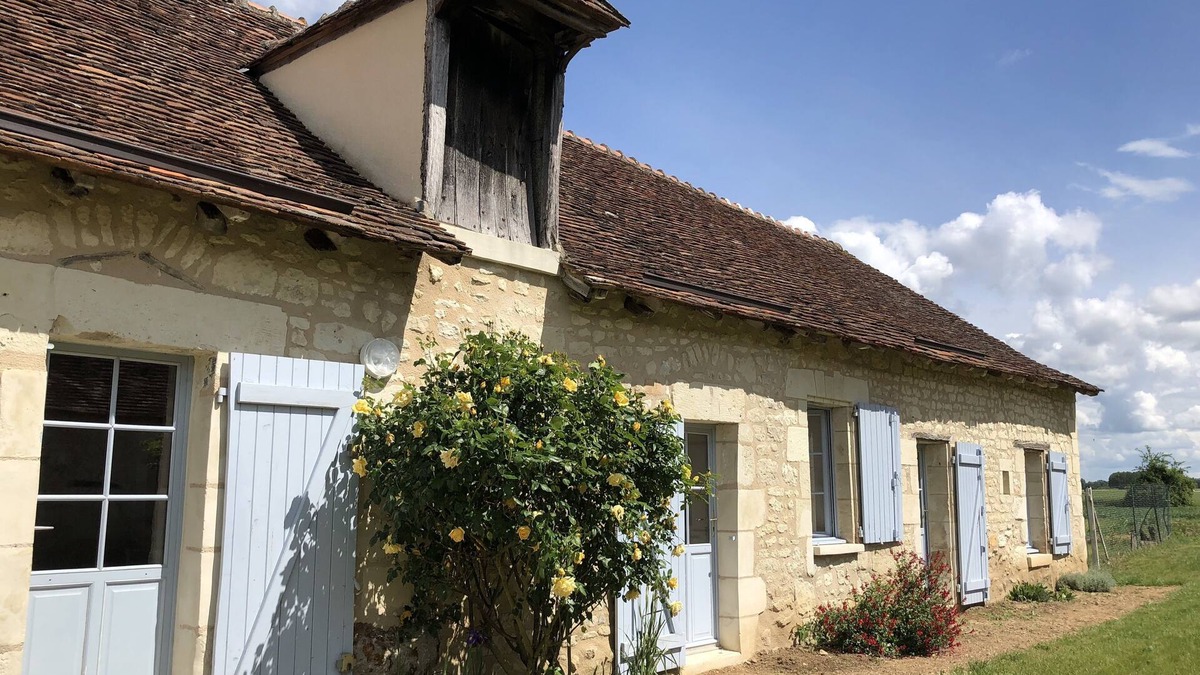 La Roche-Posay Cottage | Longère character green