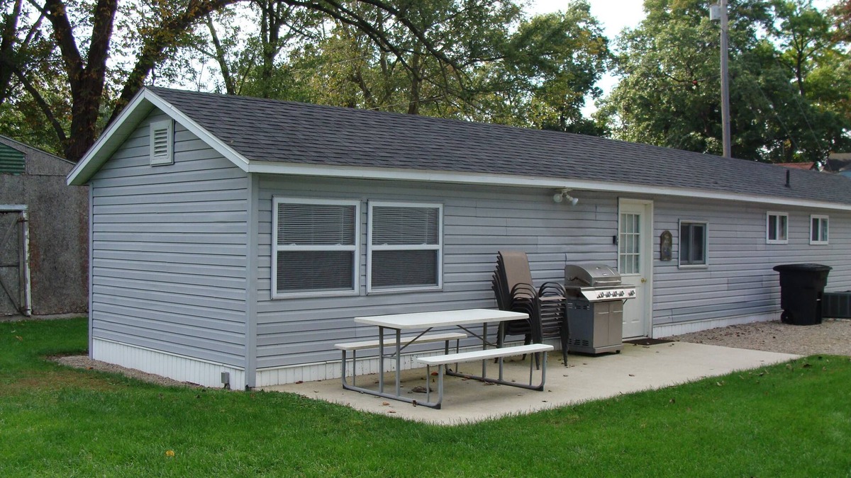 Coldwater Cottage | Long House- On Pointe Lakefront Resort