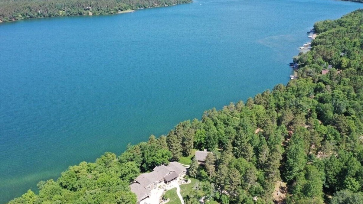Park Rapids House | Long Lake Park Rapids- 6 Bedroom, 4.5 Bathroom Private Lake Home