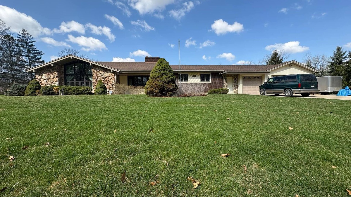 Homer Glen House | Long Run Acres Oasis where nature abounds