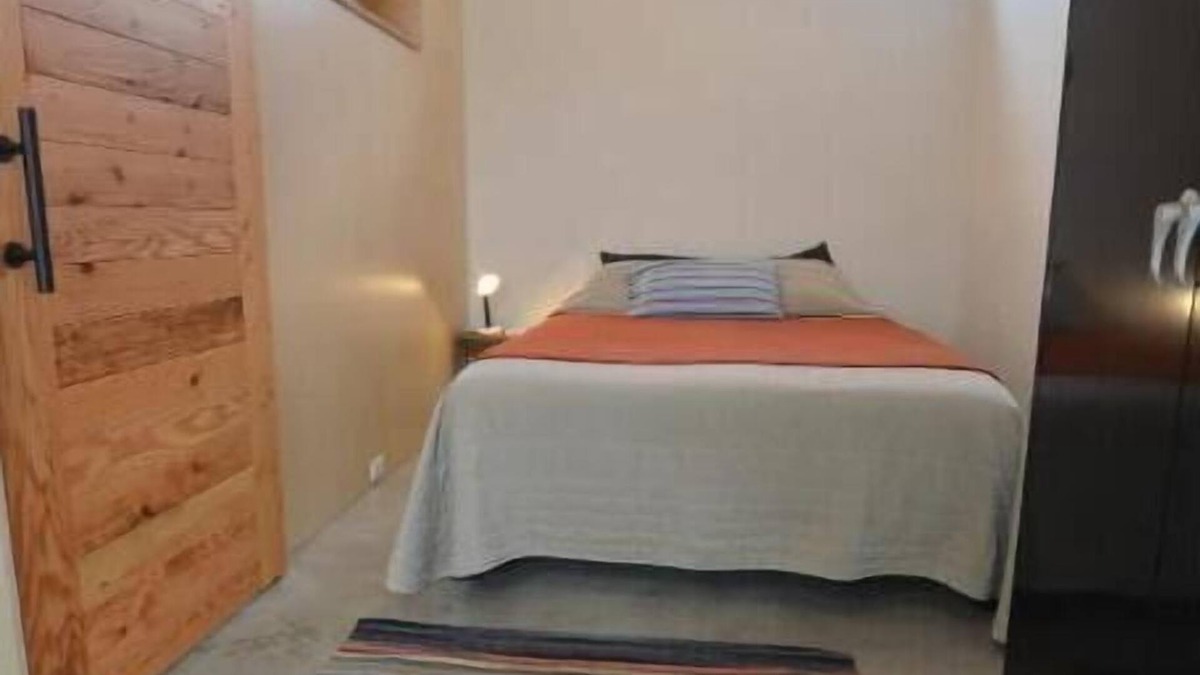 Columbia City House | Long Stays Welcome, Beautiful, Quiet and Private