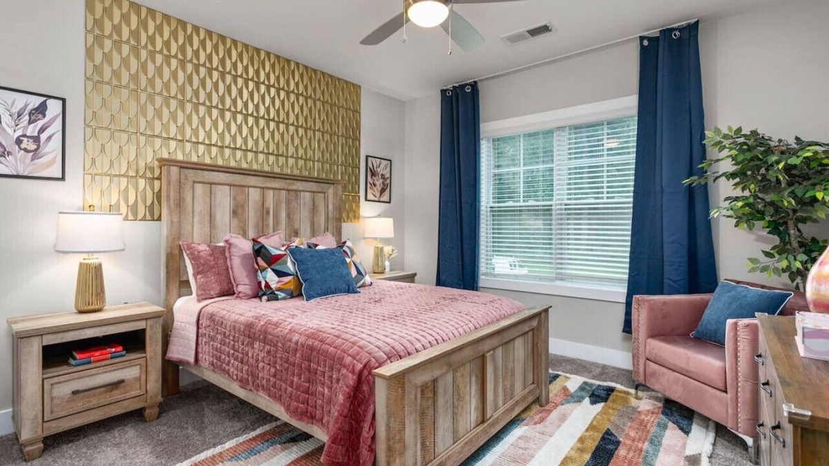 Greensboro Apartment | Long-term Stays in Greensboro 1 BD 1 BA