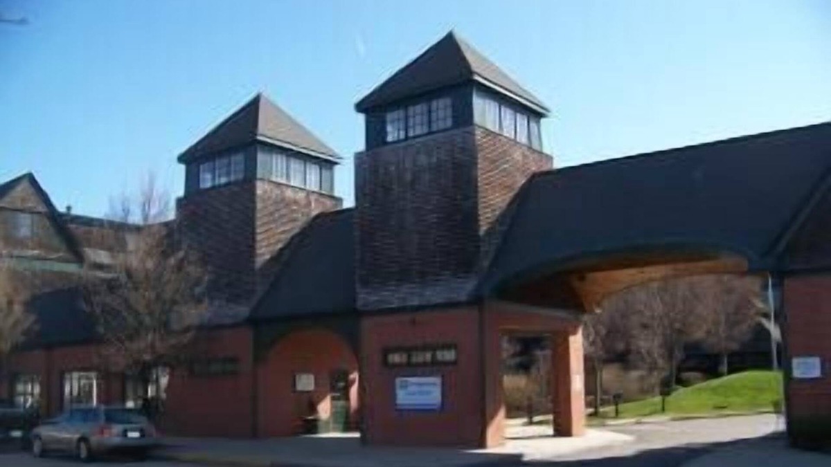 The Point Condo | Long Wharf Resort Newport RI only one week available, July 10 to July 16 2020