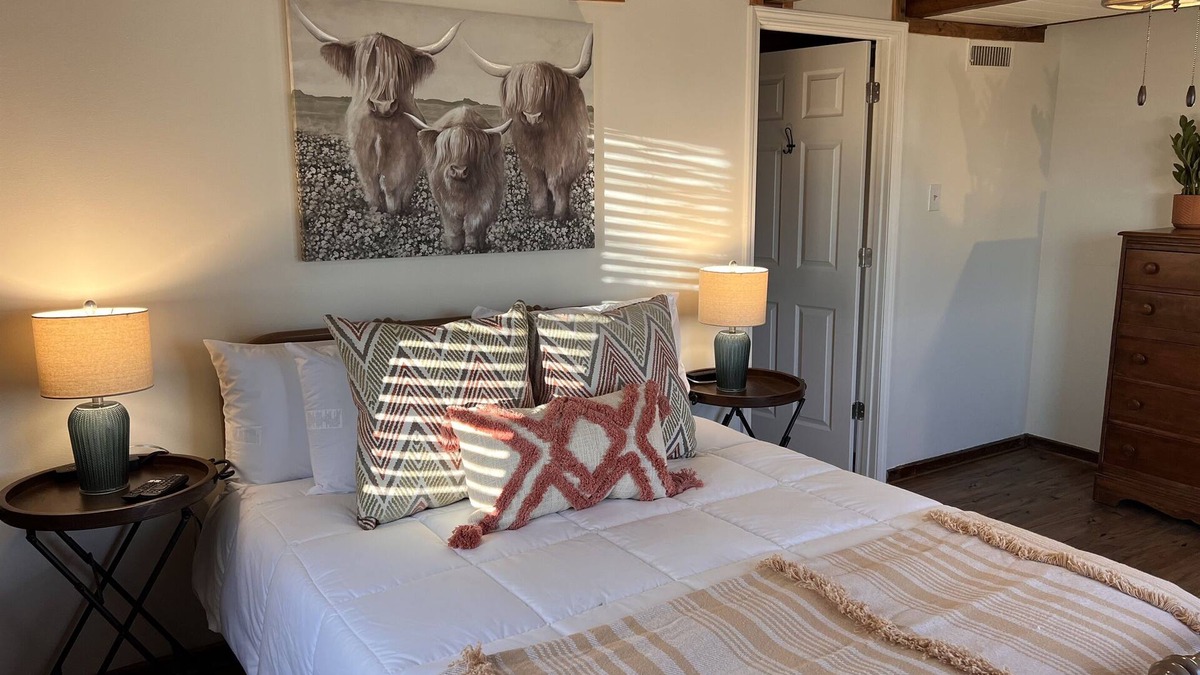 Hot Springs Cabin | Longhorn Lodge at Natural State Cabins