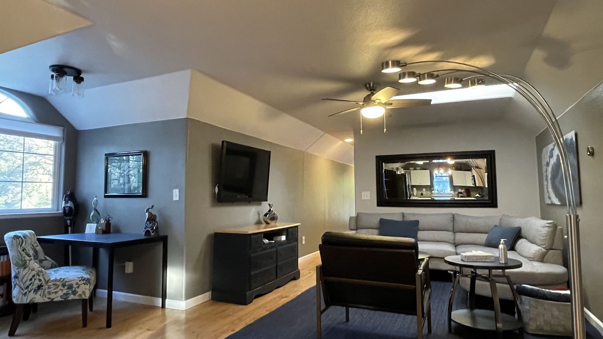 Placerville Apartment | Longterm- Month to month -31 night minimum