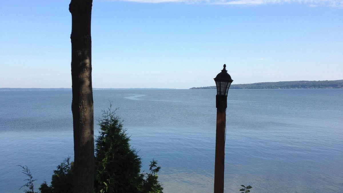 Sheldrake Cottage | "Longview": FLX Lakefront Cottage w/Beachfront, Dock & Complimentary FLX Wine!