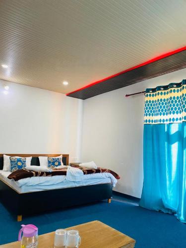 Hunder House | Lonpo's Residency