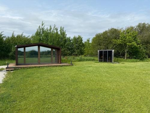Poltsamaa Parish Cabin | Looduskeskne Olivia moodulmaja saunaga Põltsamaal