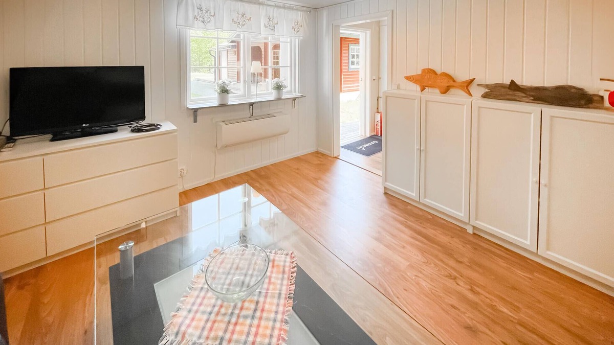 Bredaryd House | Look forward to a wonderful break surrounded by nature in this cozy vacation home.