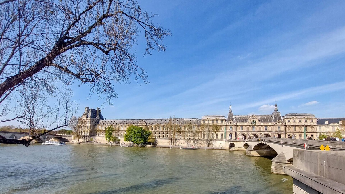 Meaux House | Look forward to this very well located house in the heart of the historic city center of Meaux.