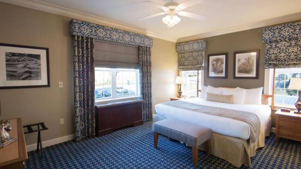 Williamsburg Resort | Looking for a quiet, relaxing place to get away? This is the place for you!