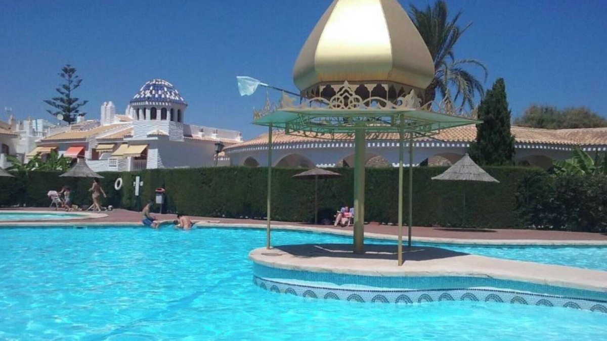 Los Arenales del Sol House | Looking for paradis beach