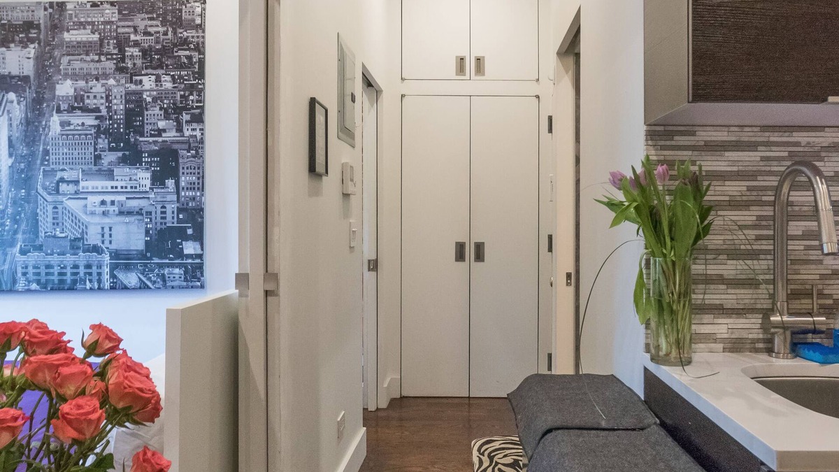 Tudor City Apartment | Looks Like A Ralph Lauren Ad! Sleeps 6, In 2 Bedroom Loft