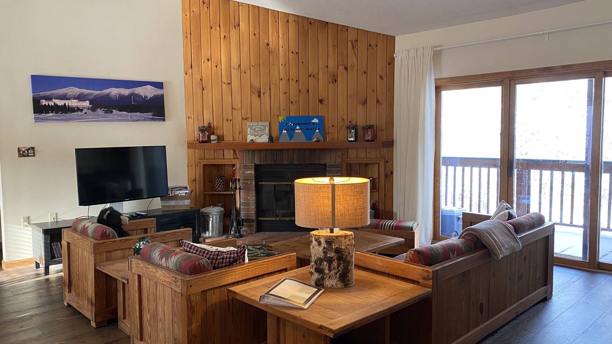 North Woodstock Condo | Loon Mountain/Deer Park River front 3 bedroom condo