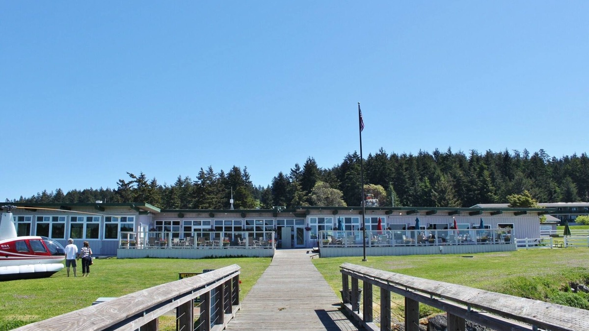 Lopez Island Hotel | Lopez Islander Resort
