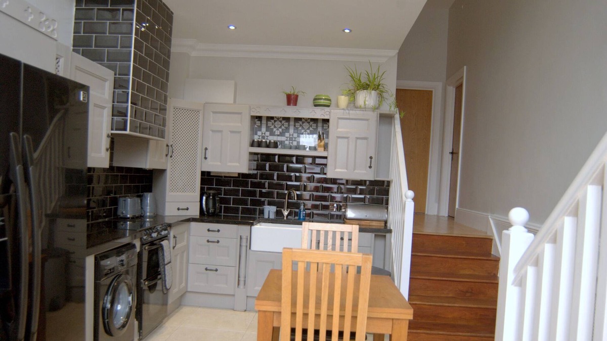 Lurgan Apartment | Lord Lurgan Park townhouse