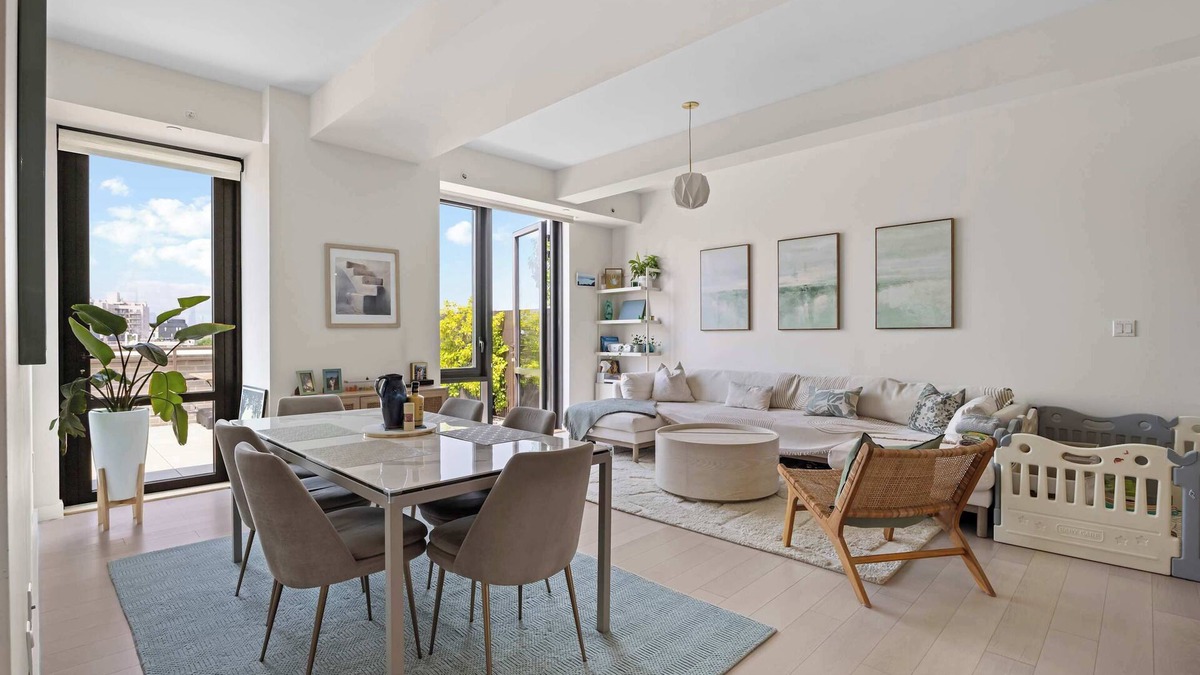 Greenpoint Condo | Lorimer Court by Rove | PH w/Terrace & Shared Gym
