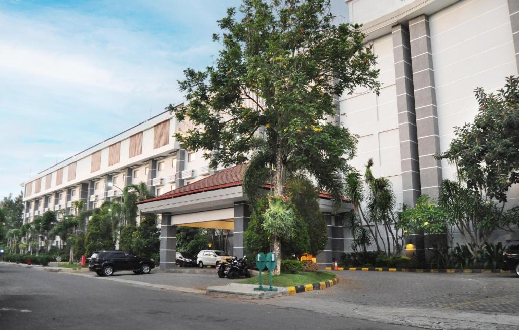 Colomadu Hotel | Lorin Dwangsa Solo Hotel