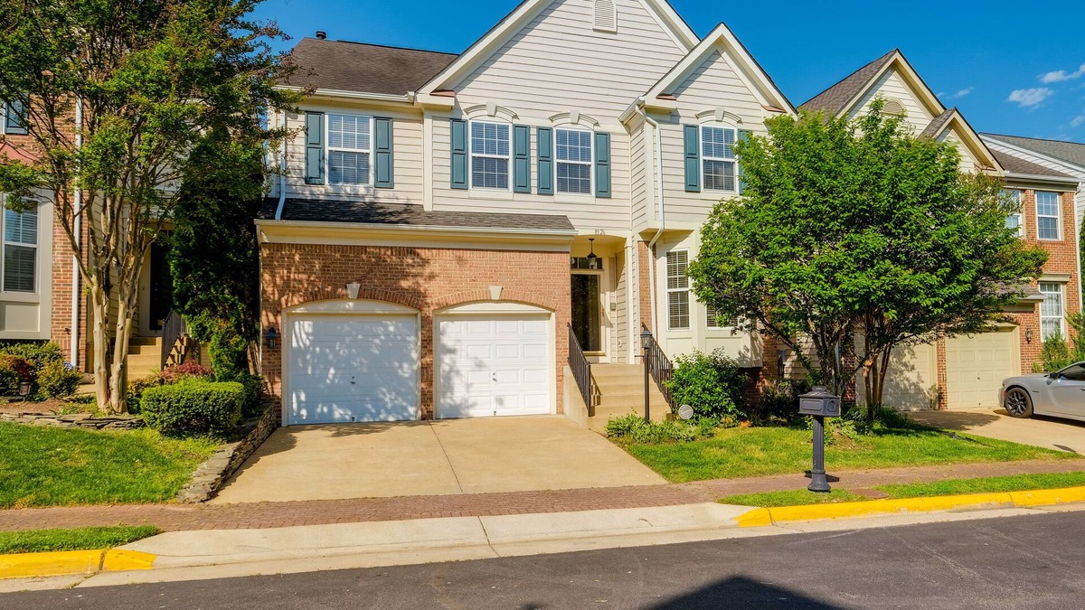 Lorton House | Lorton Vacation Rental 21 Mi to Washington, DC!
