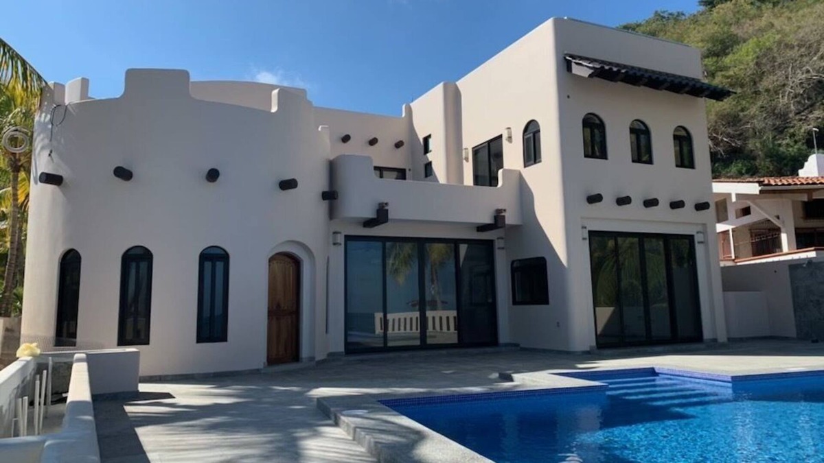 Los Ayala House | Los Ayala Beach front property