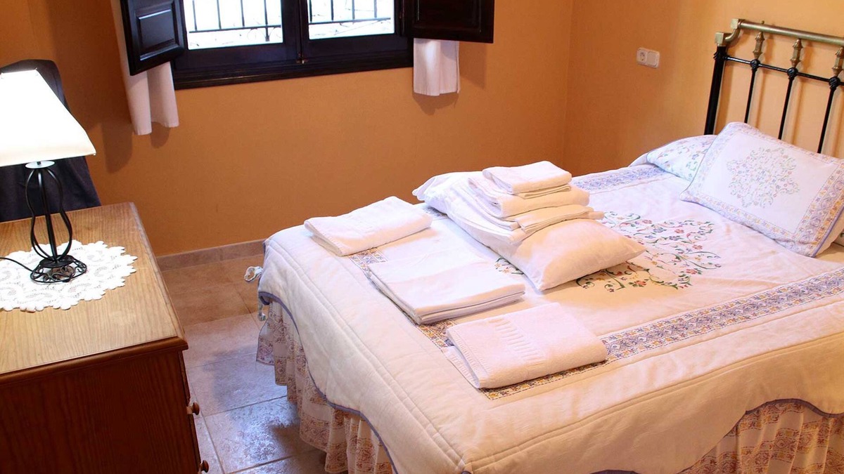 Jimera de Libar House | Los Lirios Rural Cottage