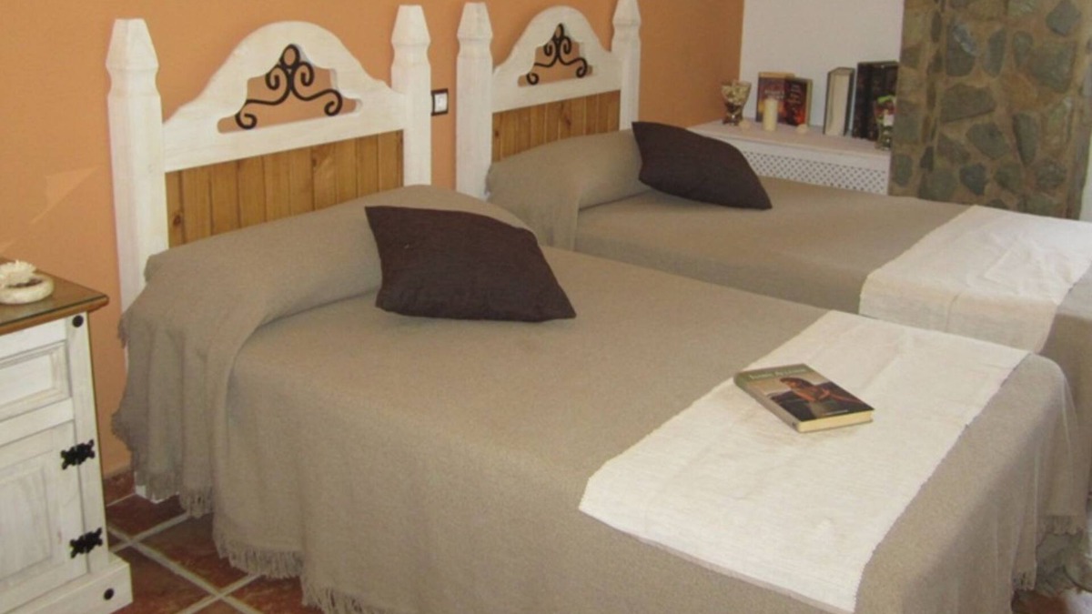 Fuentes de Leon House | Los Molinos Rural Accommodations - Stone House