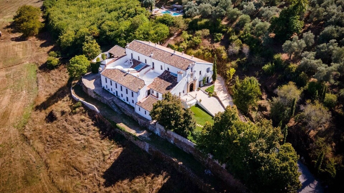 Constantina Apartment | Los Pozos de la Nieve Apartment Sol Rural Apartments, province of Sevilla