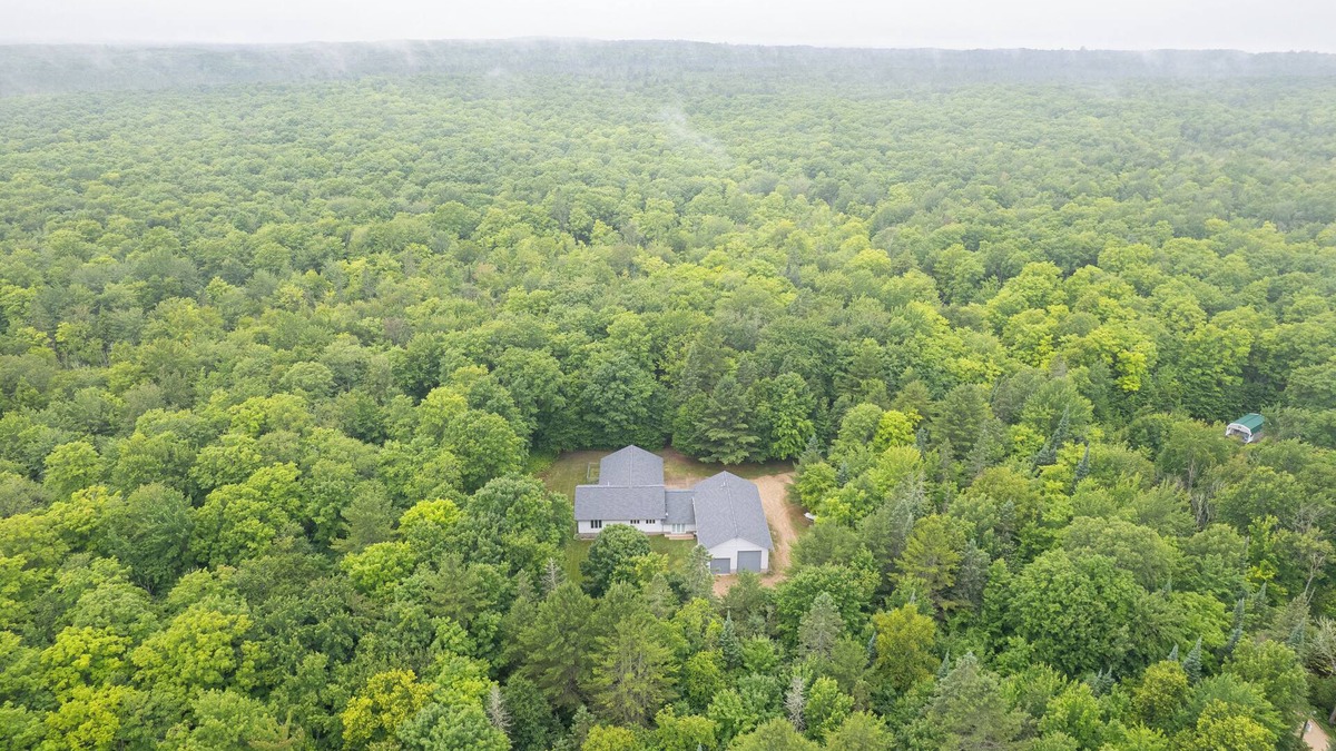 Munising House | Lost in the Woods- Discover Michigan's Autumn Magic Near Pictured Rocks