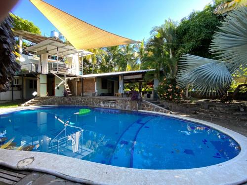 El Zonte House | Lote 44 Guesthouse